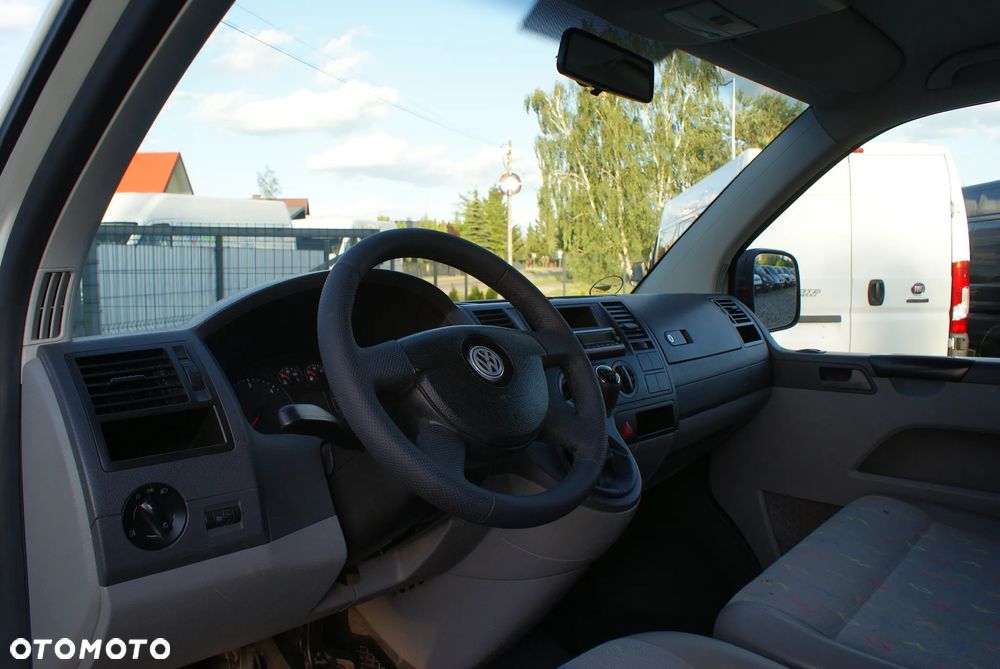 Volkswagen Transporter T5 - 7