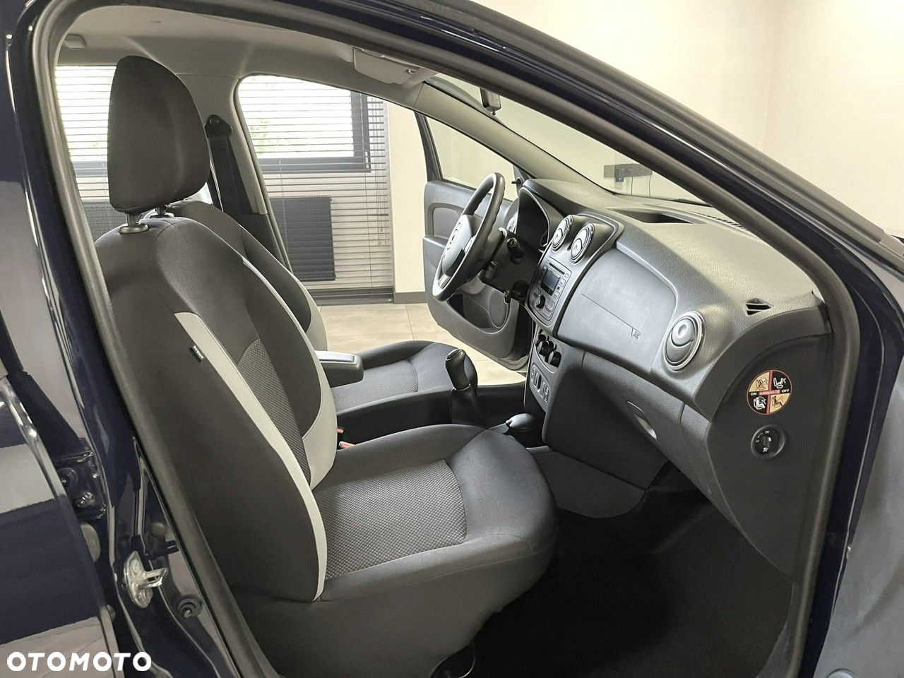 Dacia Logan MCV 0.9 TCE Laureate S&S EU6 - 32