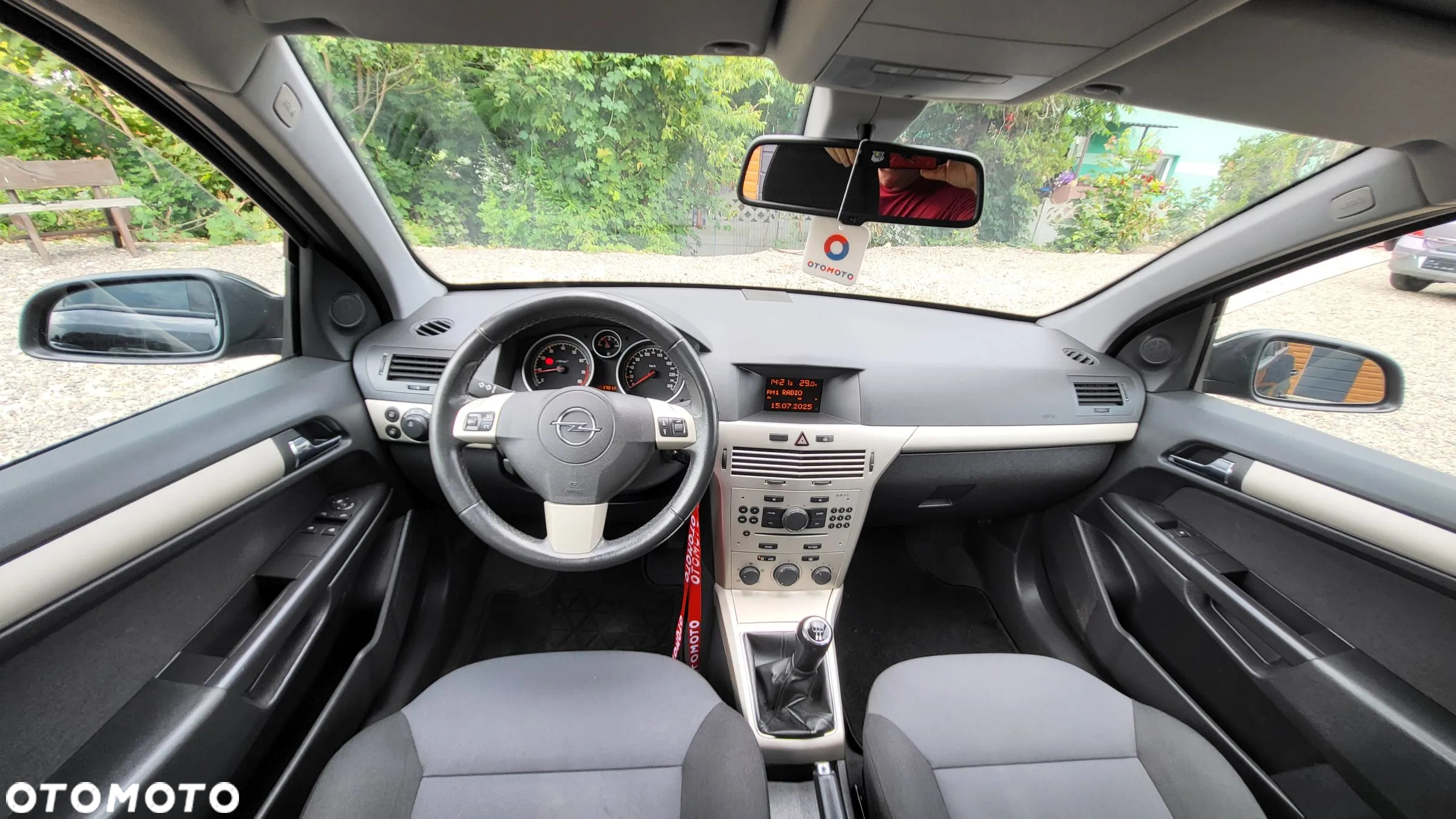 Opel Astra 1.4 Caravan - 23