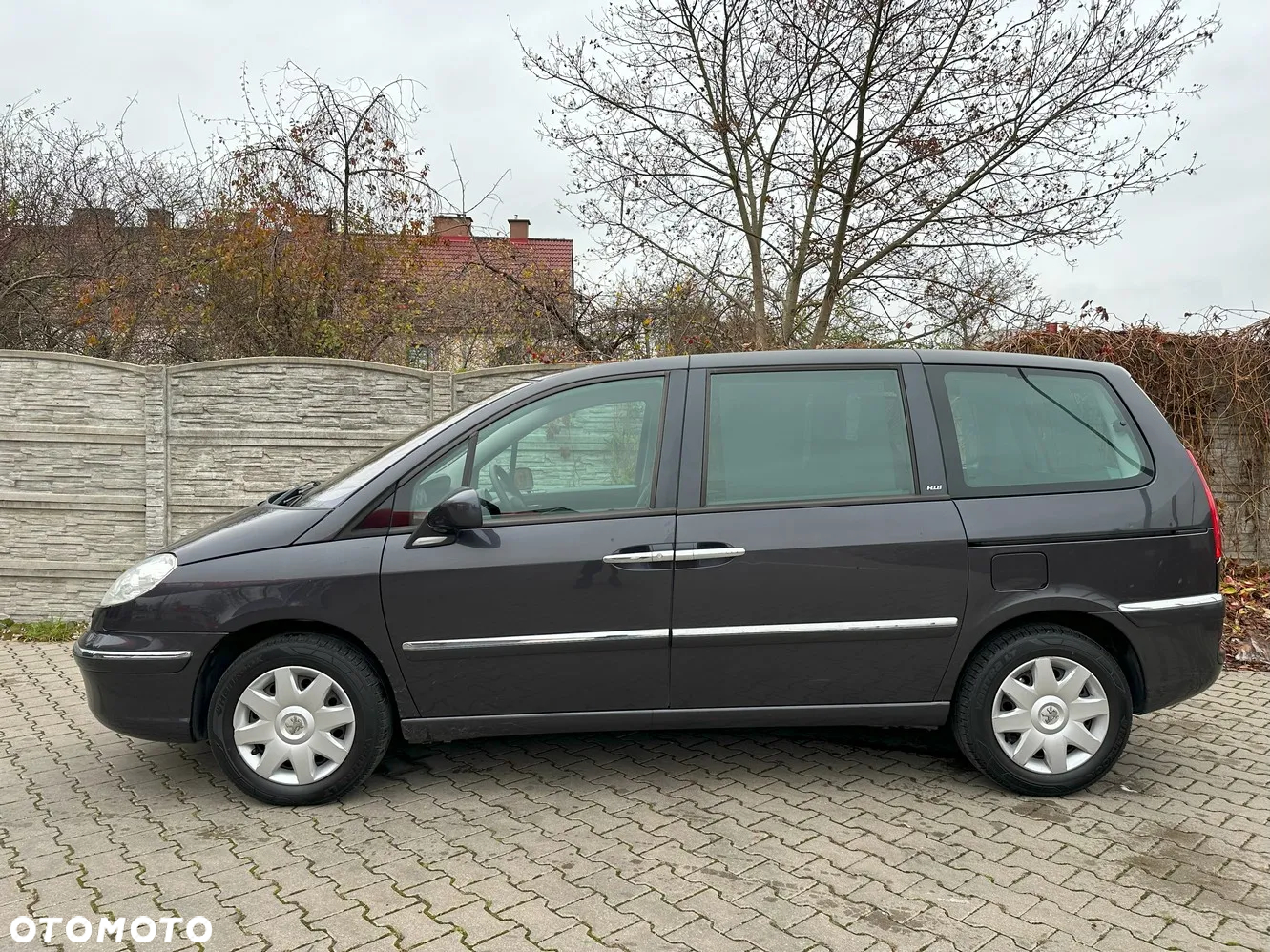 Peugeot 807 HDi 135 Tendance - 2
