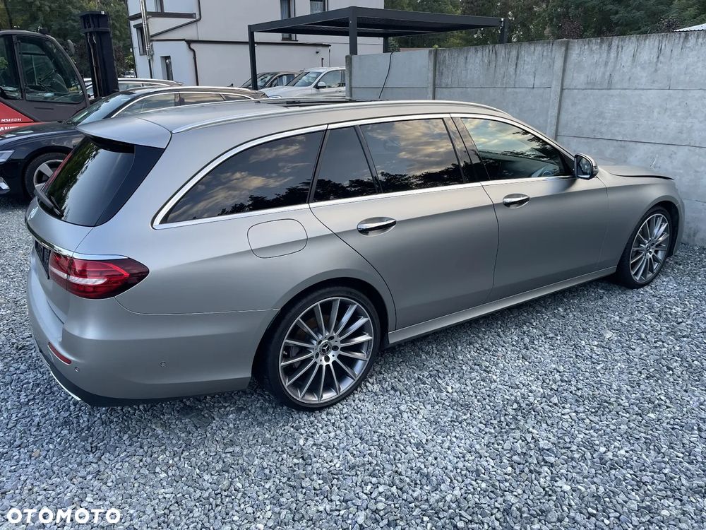 Mercedes-Benz Klasa E - 8