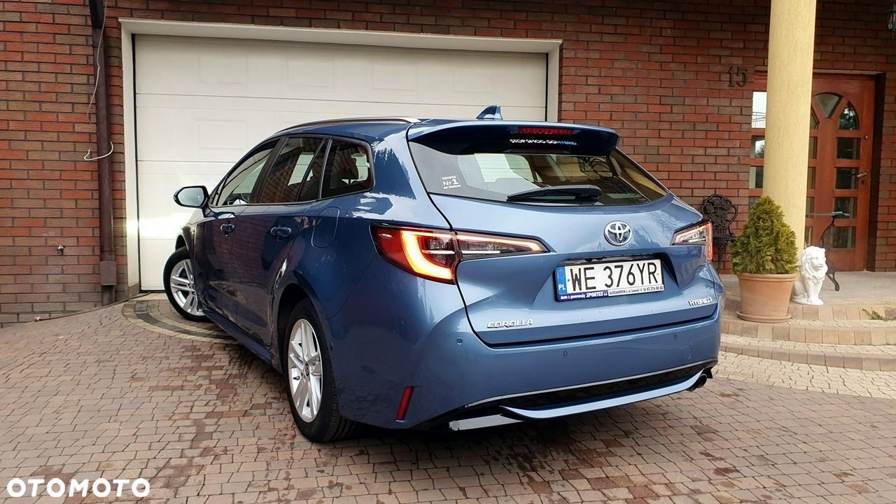 Toyota Corolla - 11