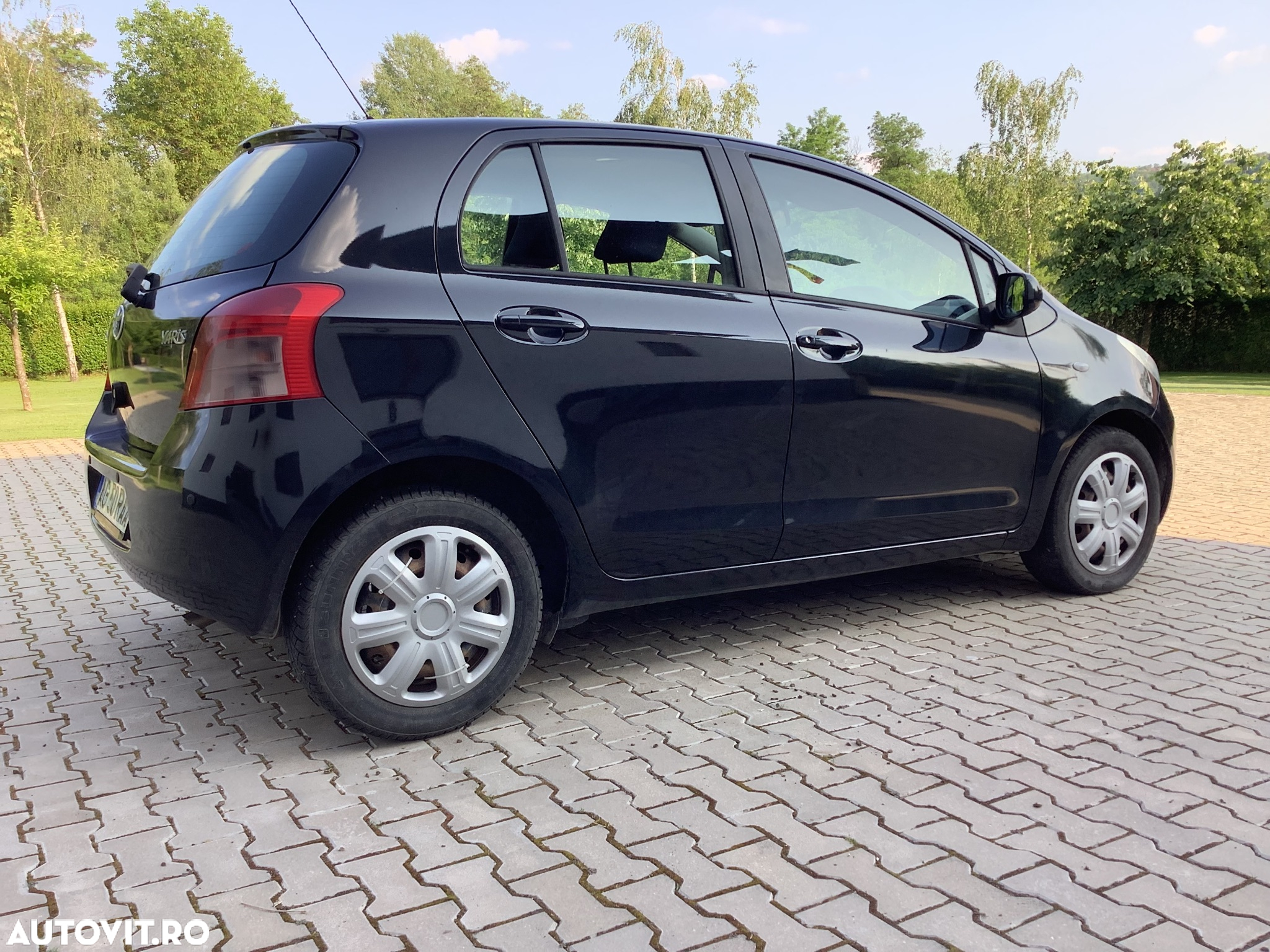 Toyota Yaris - 16