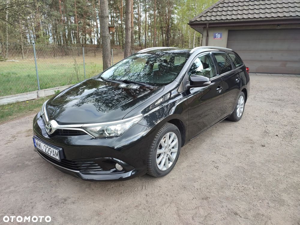 Toyota Auris 1.2 Turbo Edition-S - 1