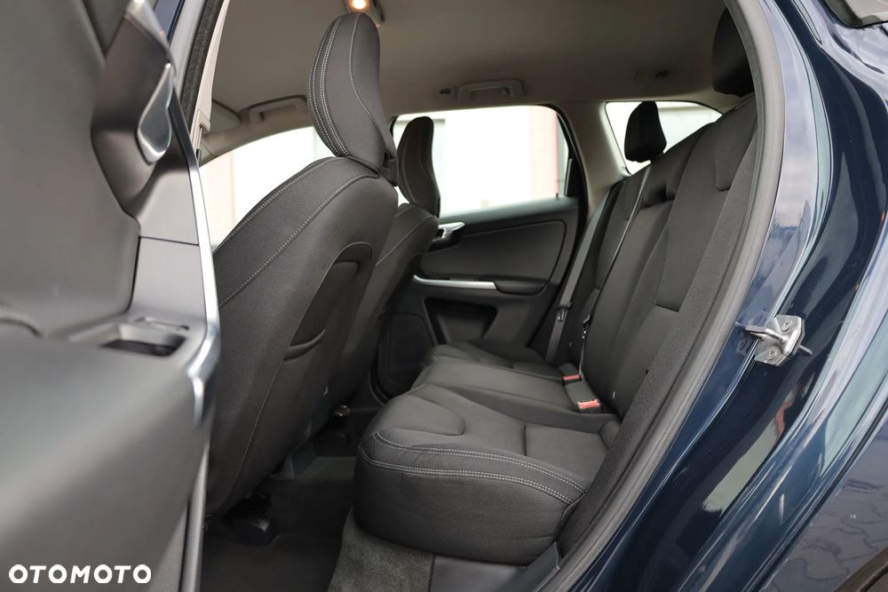Volvo XC 60 D4 Geartronic Kinetic - 21