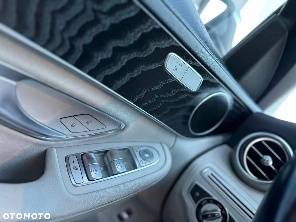 Mercedes-Benz Klasa C - 19