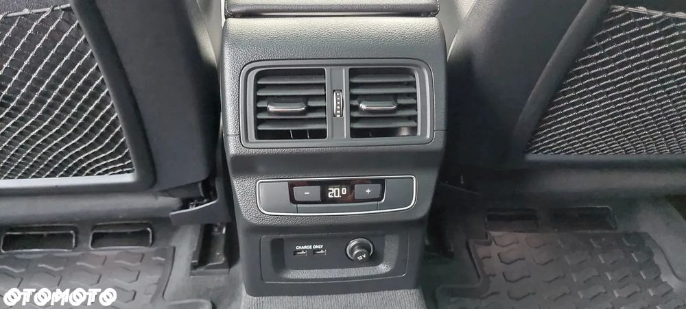 Audi Q5 Sportback - 22