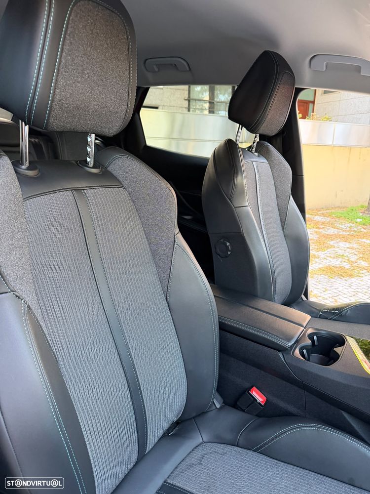 Peugeot 3008 - 22