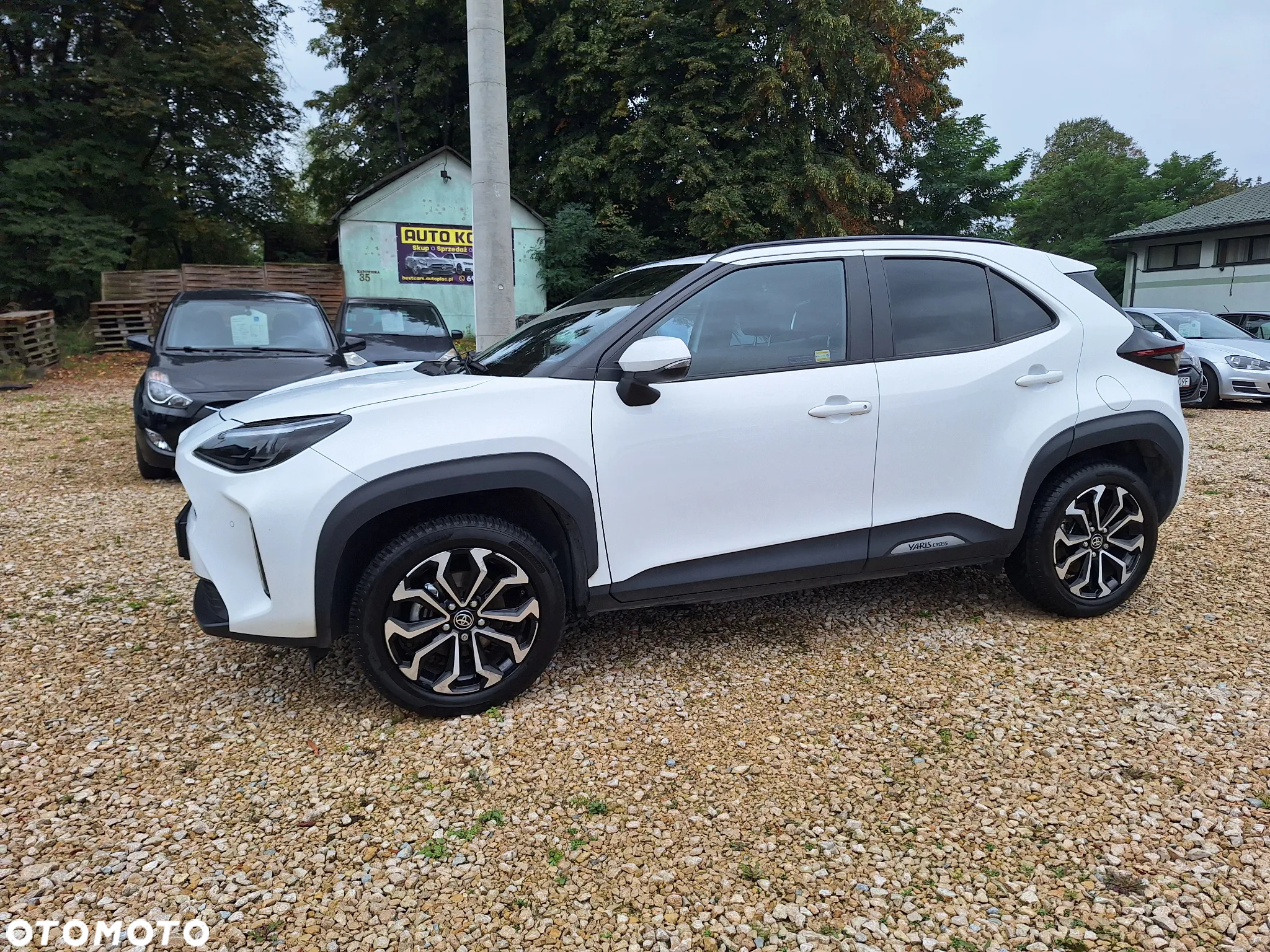 Toyota Yaris Cross Hybrid 1.5 Premiere Edition - 10
