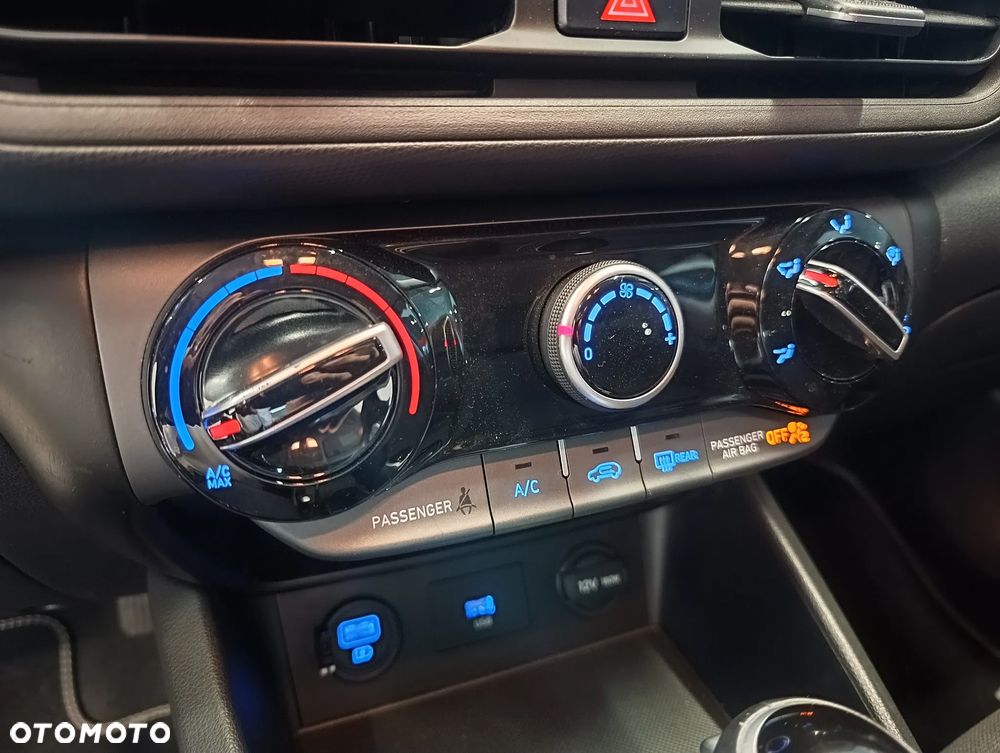 Hyundai Kona - 14