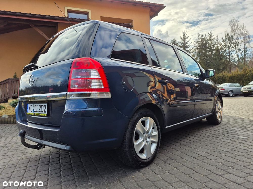 Opel Zafira 1.8 Family Plus - 4