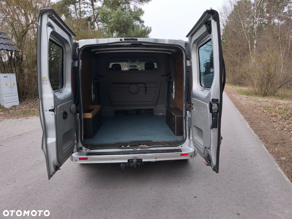 Opel Vivaro - 9