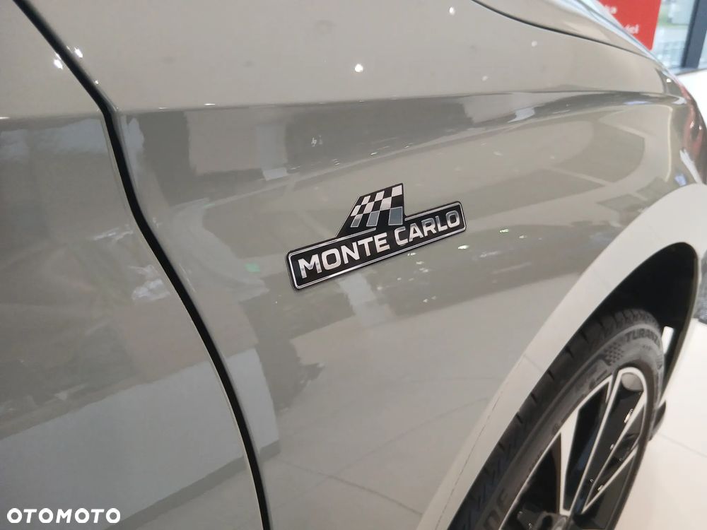 Skoda Fabia 1.0 TSI Monte Carlo DSG - 10