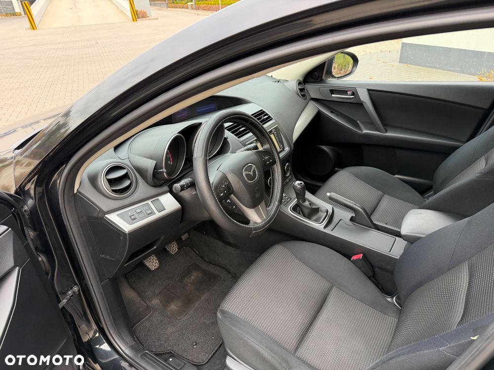 Mazda 3 - 7