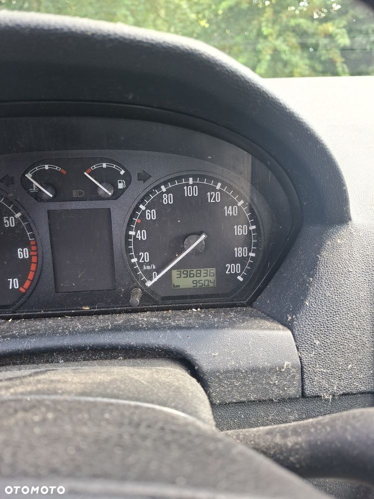 Skoda Fabia - 8
