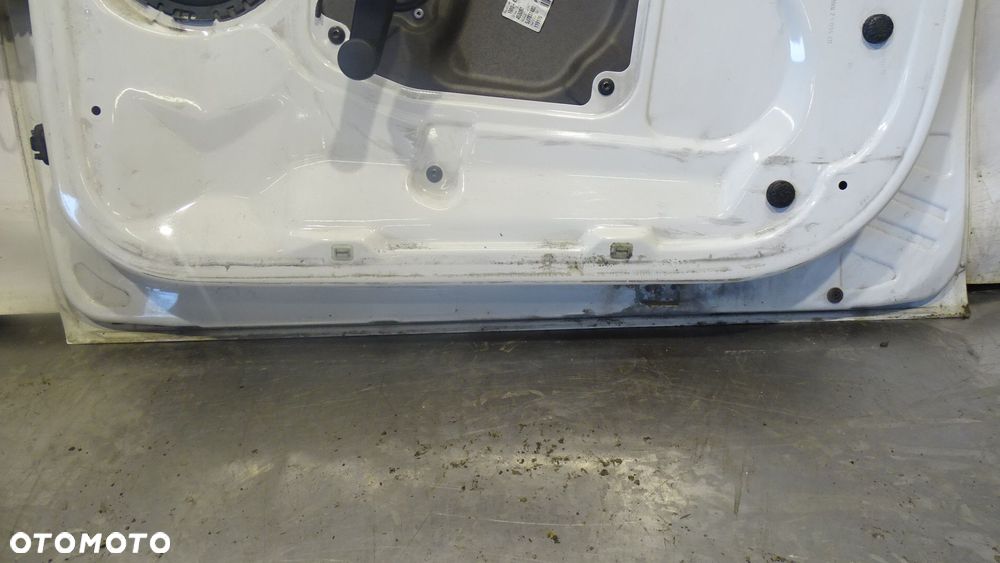 DRZWI PRAWY PRZÓD SKODA PRAKTIK 1.4TDI - 9