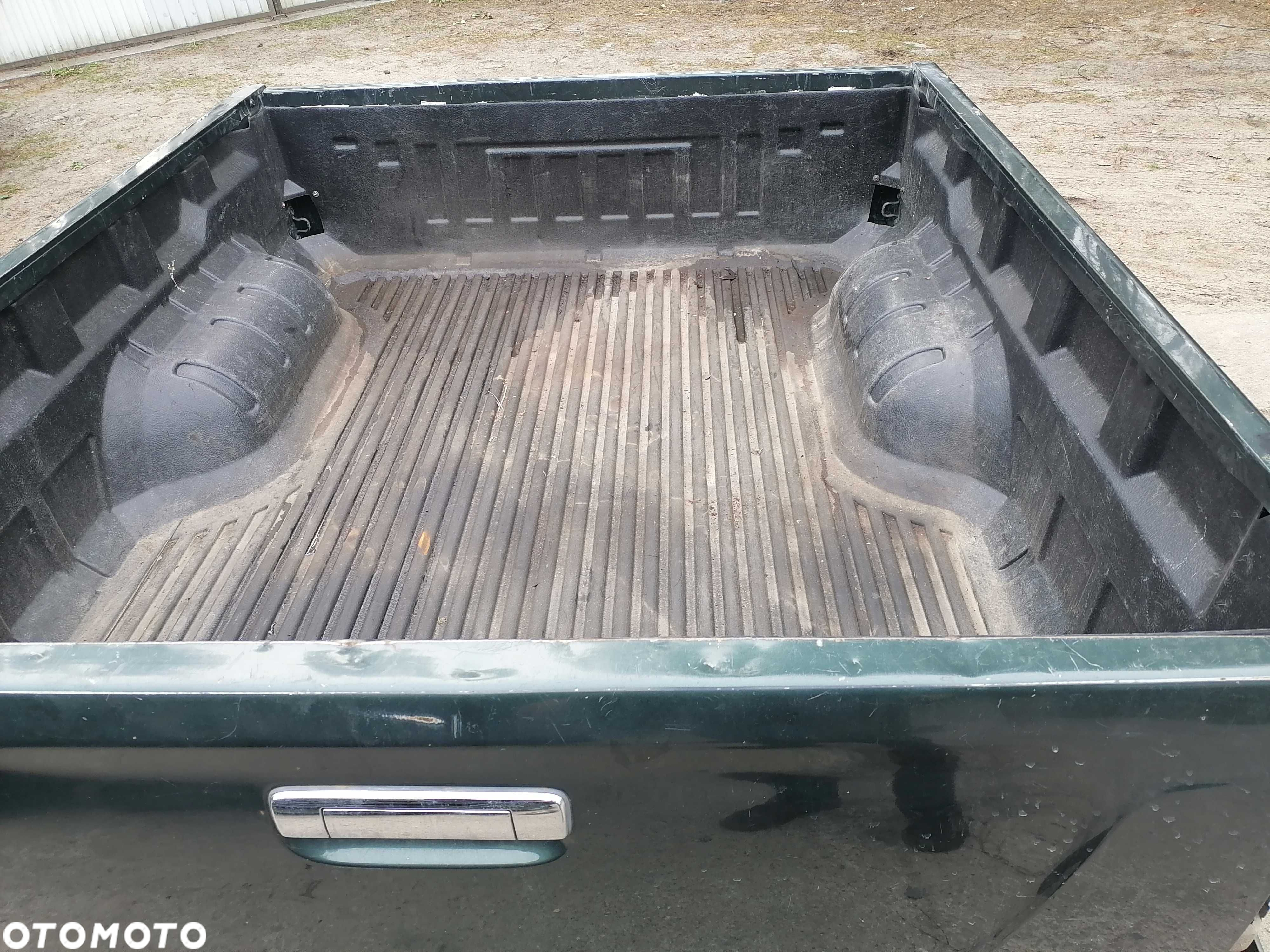 ISUZU D-MAX II paka klapa skrzynia ładunkowa - 4