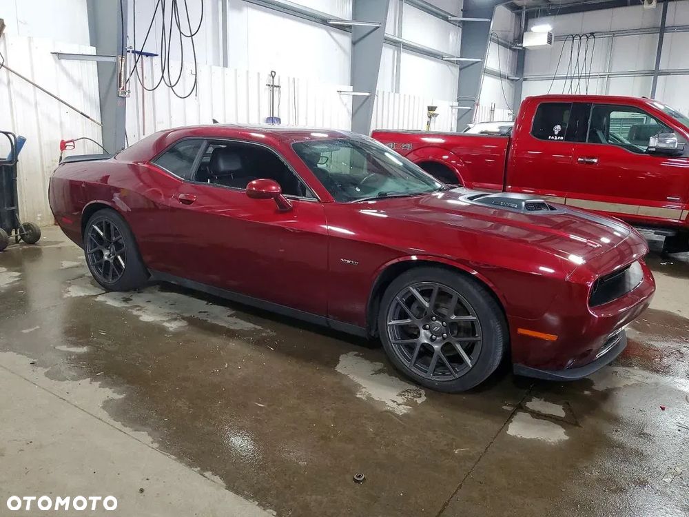 Dodge Challenger Automatik R/T Plus - 2