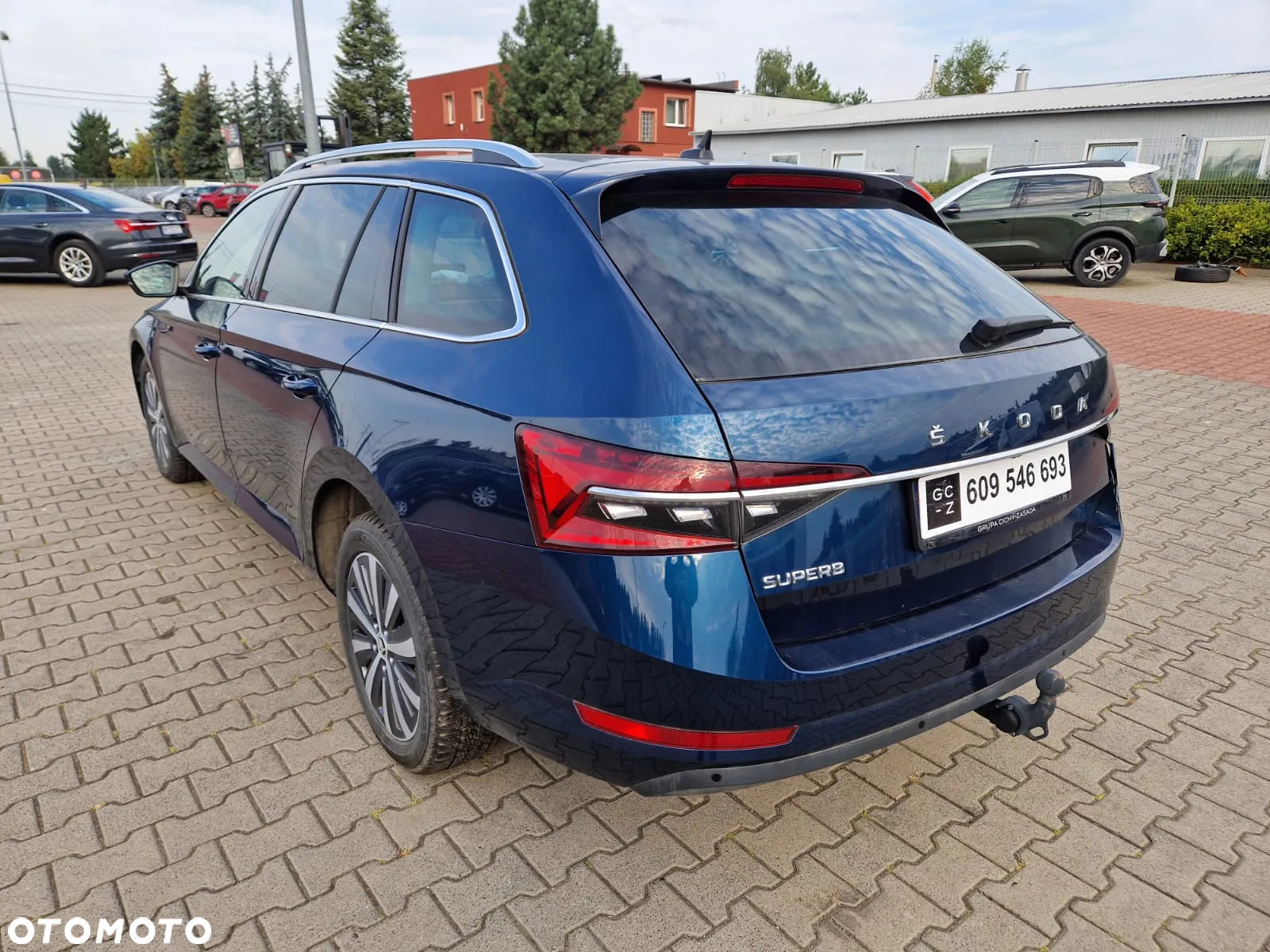 Skoda Superb 2.0 TDI SCR Style DSG - 3