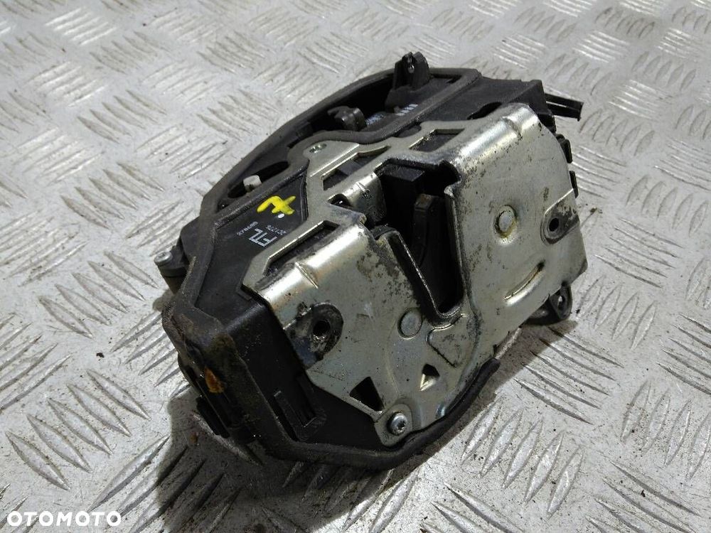 ZAMEK DRZWI LEWY PRZEDNI BMW E91 - 2