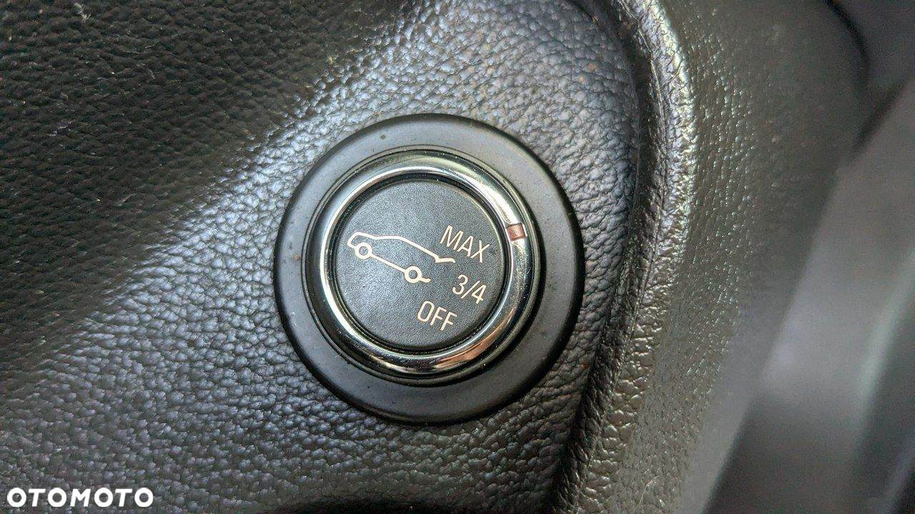 Opel Insignia - 33