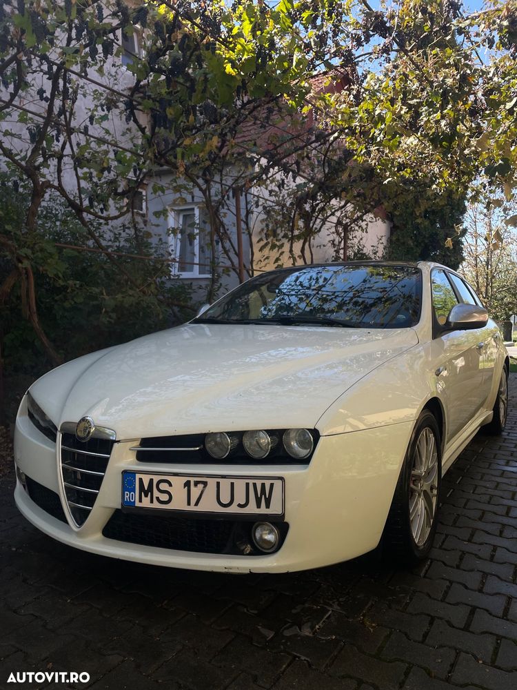 Alfa Romeo 159 - 2