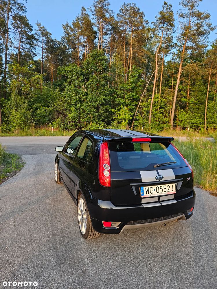 Ford Fiesta - 3