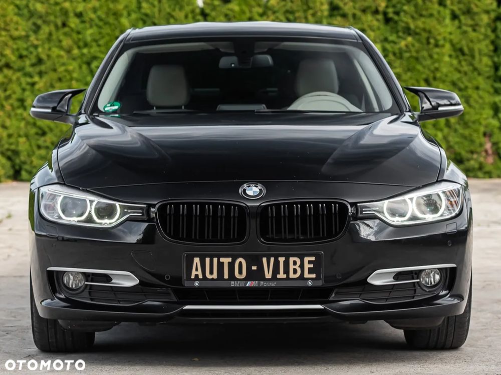 BMW Seria 3 320d Blue Performance Modern Line - 4