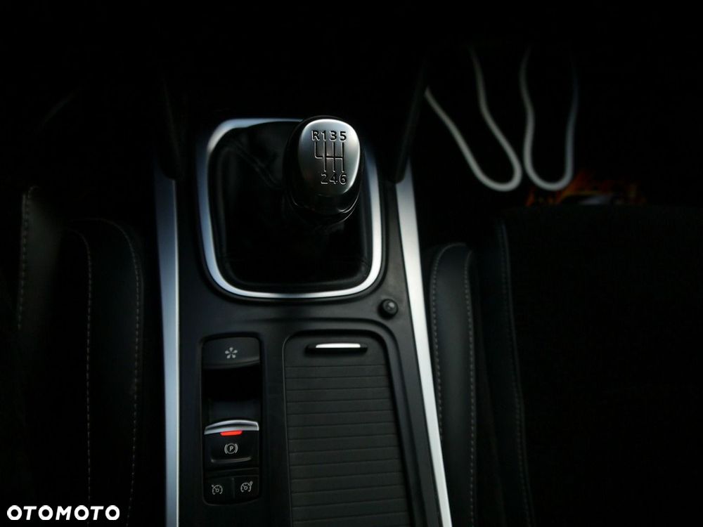 Renault Megane ENERGY TCe 130 INTENS - 30