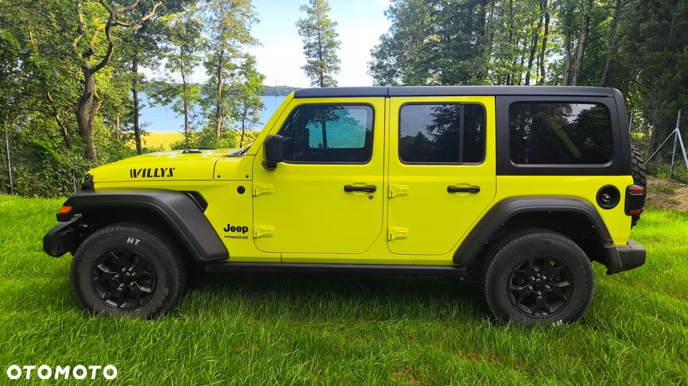 Jeep Wrangler - 13