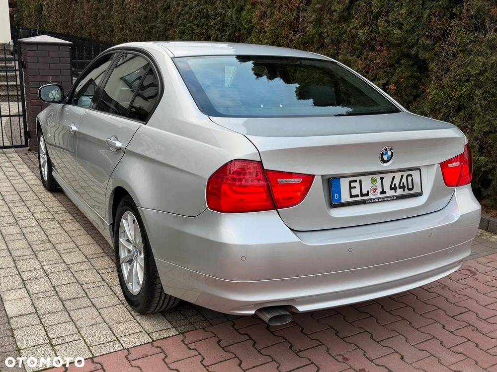 BMW Seria 3 318d DPF Edition Exclusive - 7