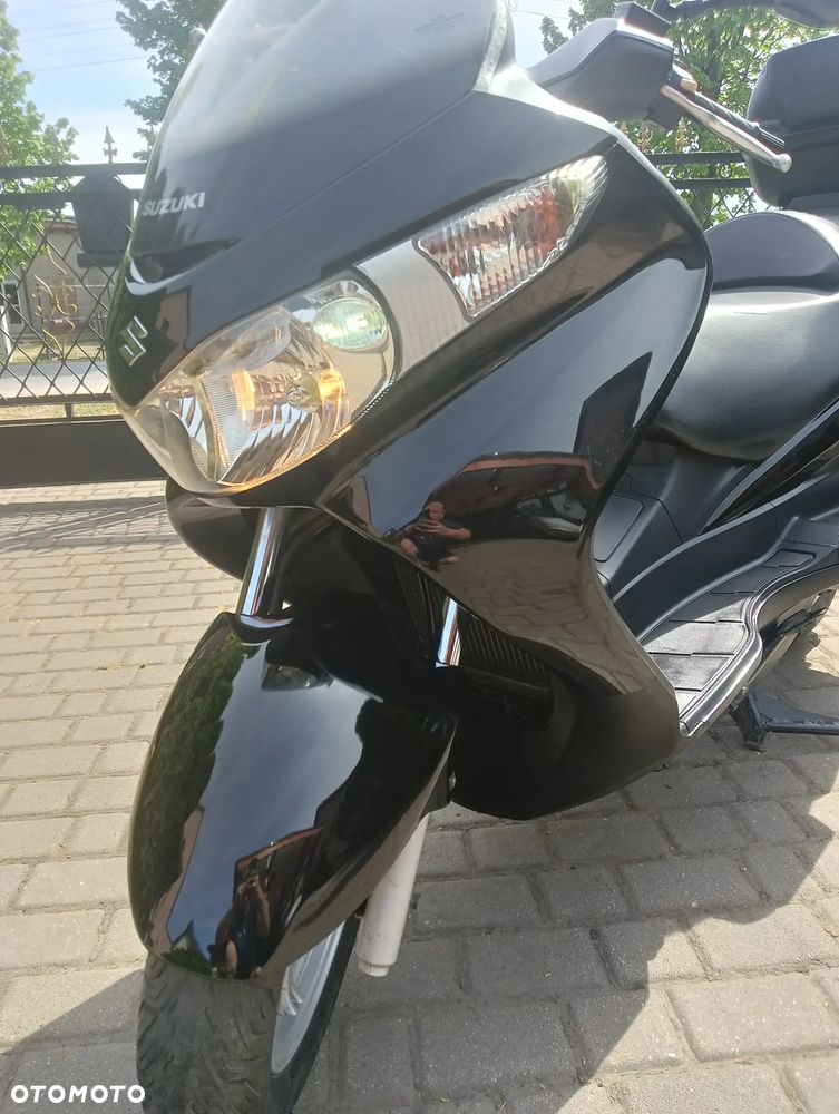 Suzuki Burgman - 9