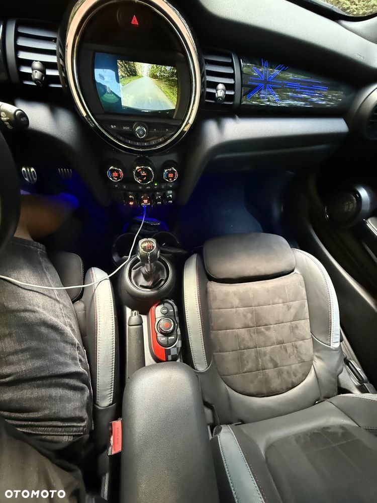 MINI John Cooper Works Essential Trim - 13