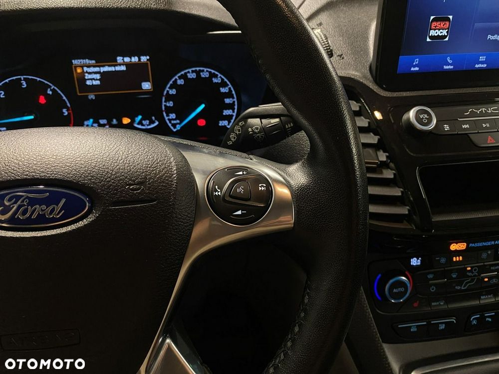 Ford Tourneo Connect Grand - 23