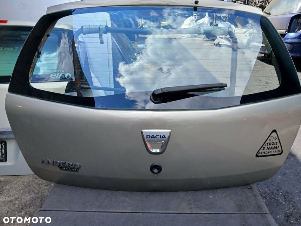 Dacia Sandero II klapa bagażnika kod lakieru TEKNM - 1