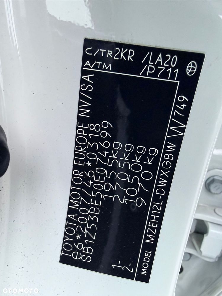 Toyota Corolla 2.0 Hybrid Comfort - 20