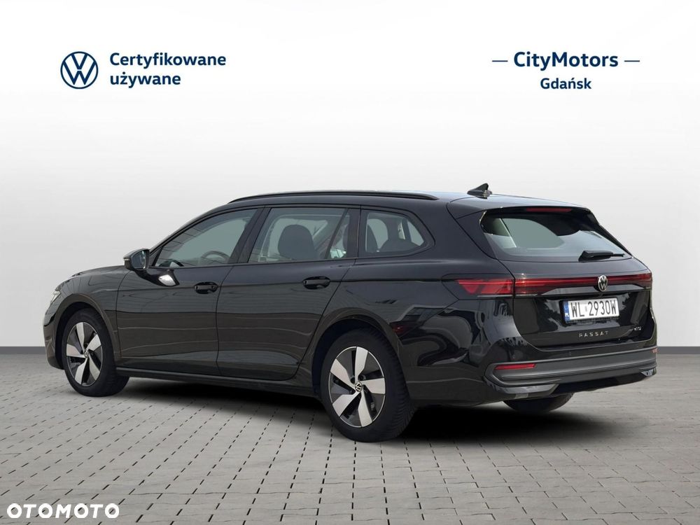 Volkswagen Passat - 6
