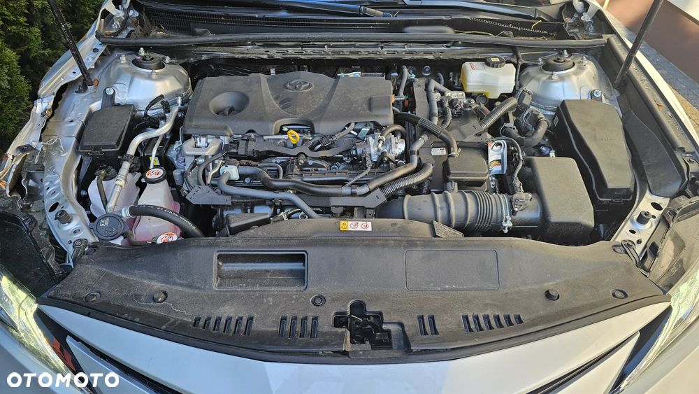 Toyota Camry 2.5 Hybrid Dynamic Force Executive e-CVT - 24