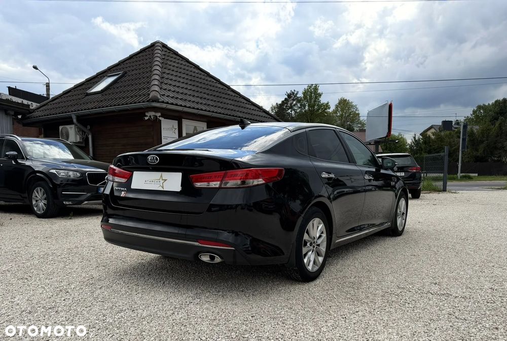 Kia Optima - 5