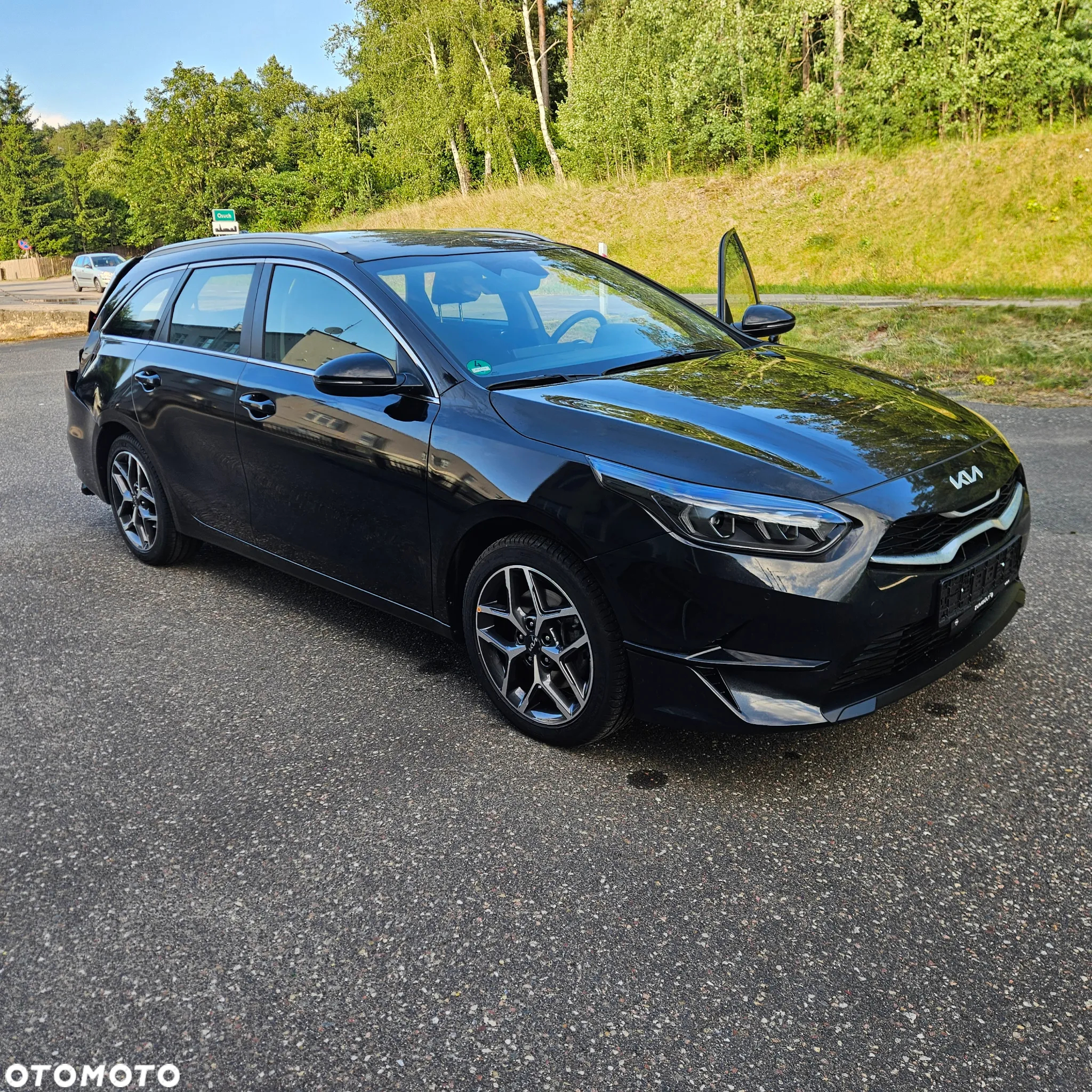 Kia Ceed SW 1.5 T-GDI DCT7 OPF Vision - 2
