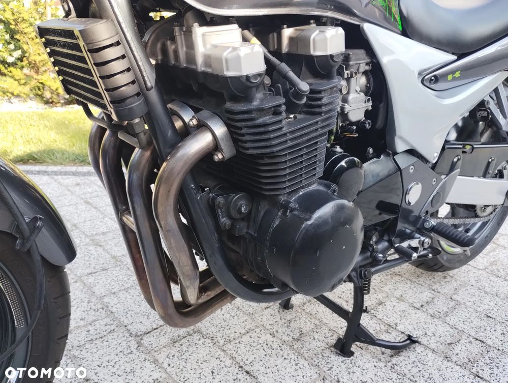 Kawasaki ZR - 5