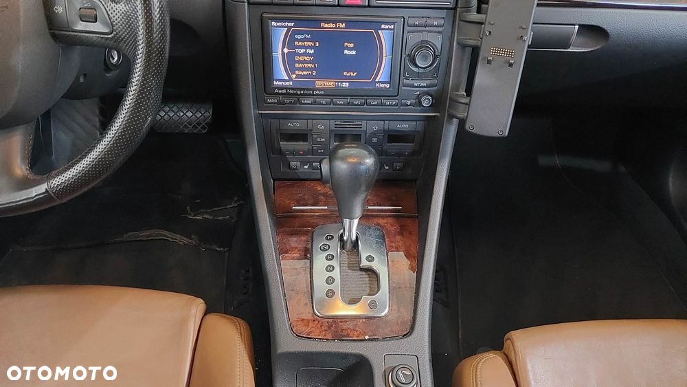 Audi A4 Avant 1.8 T multitronic - 12