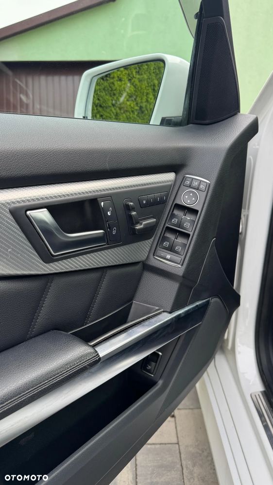 Mercedes-Benz GLK 350 4-Matic - 3