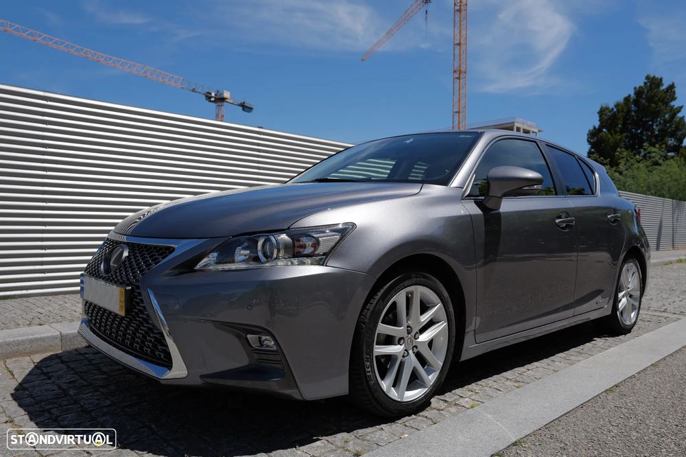 Lexus CT 200h Executive+ - 1