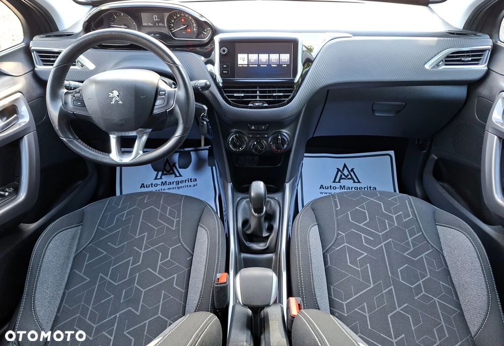 Peugeot 2008 1.6 BlueHDi Style - 8