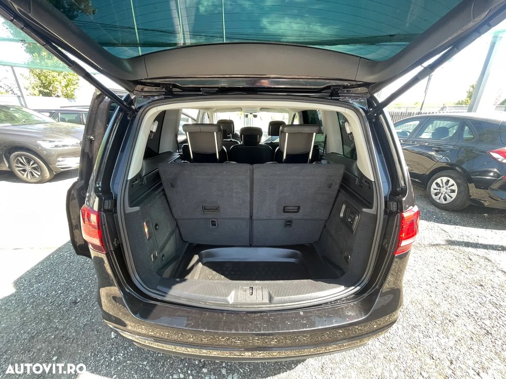 Volkswagen Sharan ver-2-0-tdi-dsg-bluemotion-technology-comfortline - 13