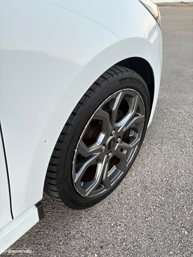 Ford Fiesta 1.0 EcoBoost ST-Line - 23