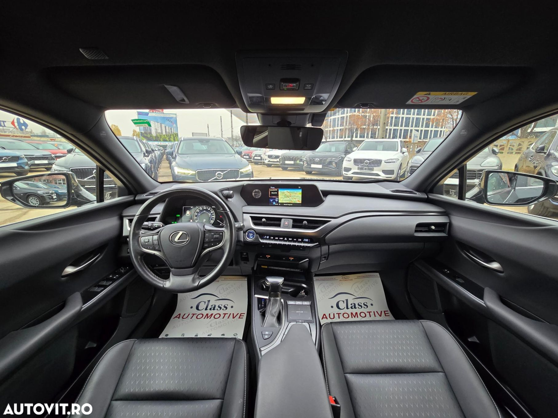 Lexus UX 250h 2.0L HEV 20H- (178 HP) 4X2 CVT Executive - 25