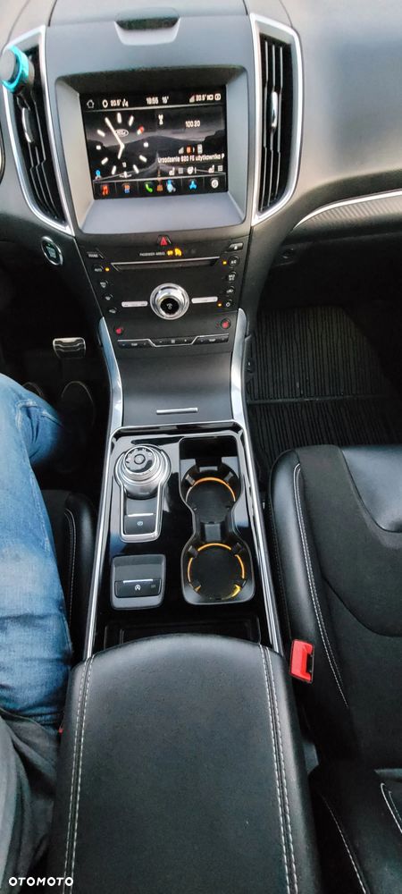 Ford Edge - 30