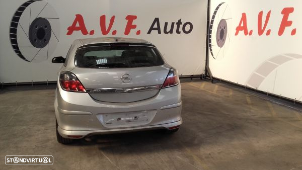 Para Peças Opel Astra H Gtc (A04) - 4